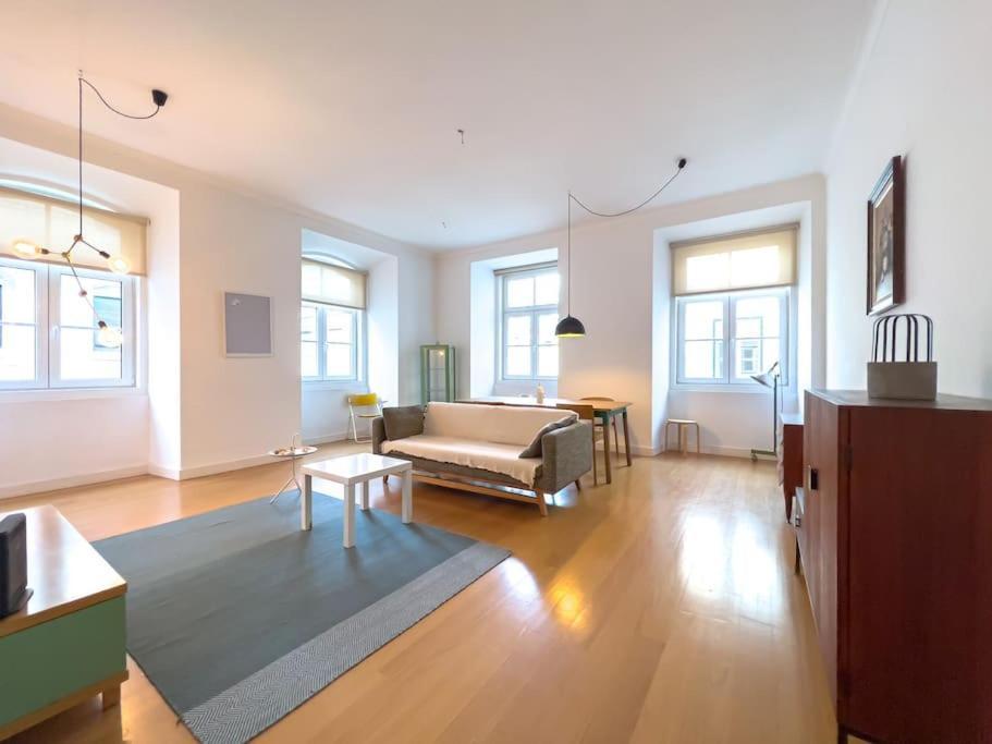 4 Rooms Home In Baixa Lisboa Eksteriør billede